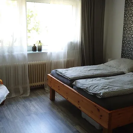 Kleine Am Wald Apartment